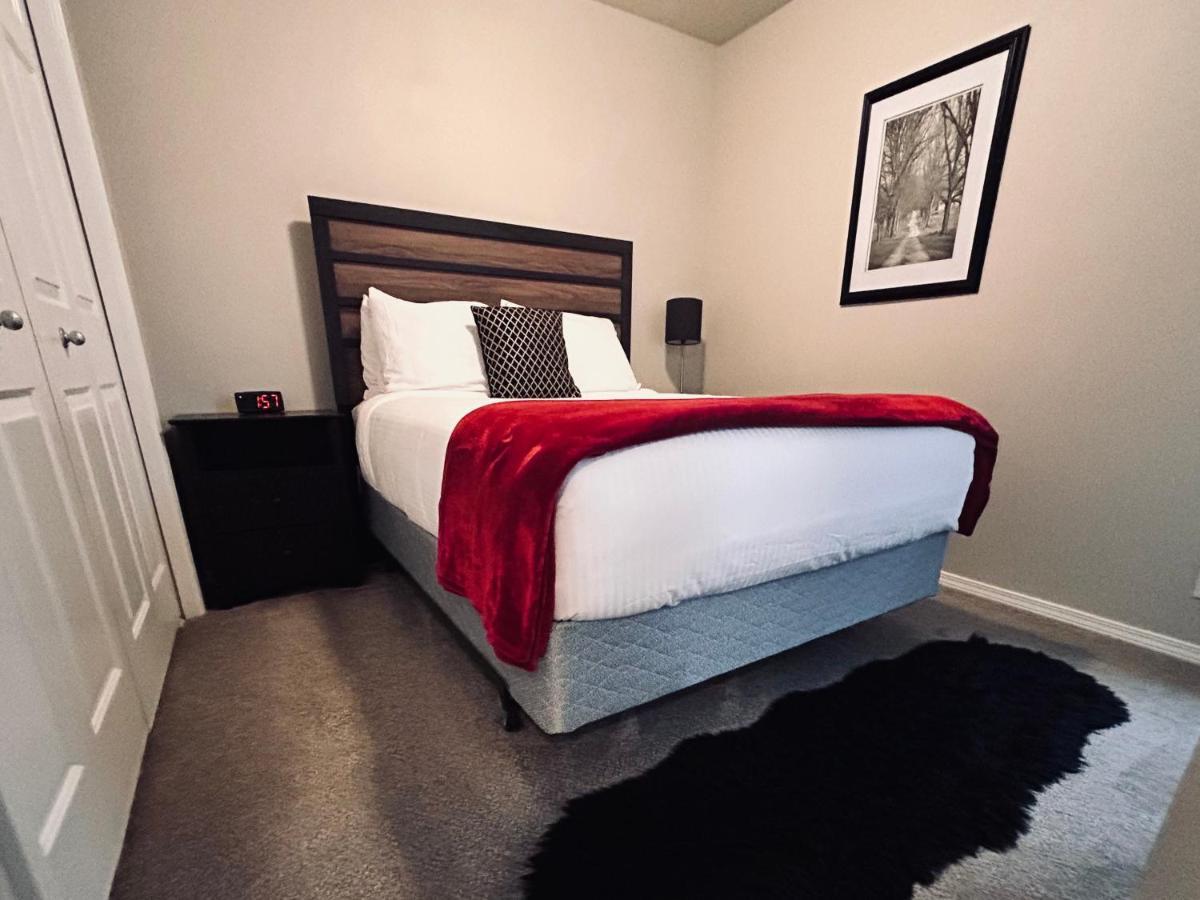 The Getaway Se Boise Condo Across The Street From Greenbelt, Bown Crossing And Boise River 3Bd 3Bath, 4 Beds! Lovely, Homey, Dining Table Seats 6 Buitenkant foto
